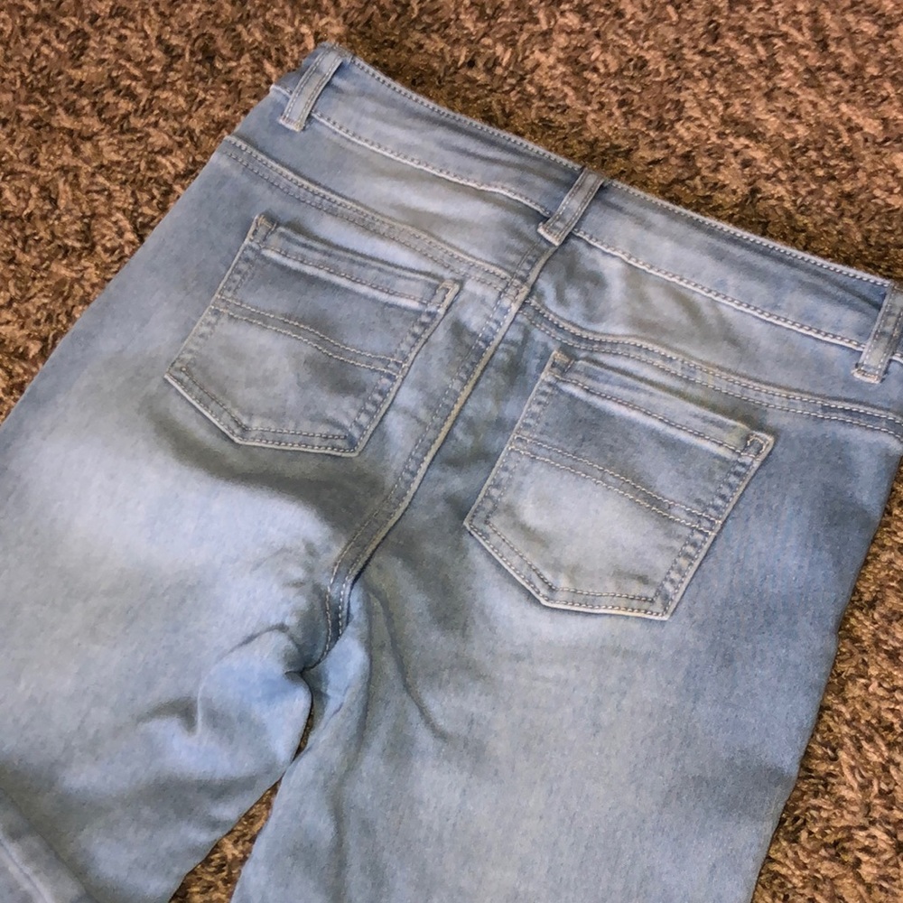 Epic Threads Girls Light Blue Jeans - Picture 10 of 17